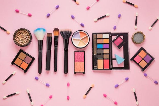 Best Make-up Kits and their Price in Pakistan: