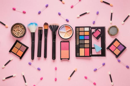 Best Make-up Kits and their Price in Pakistan: - ValueBox