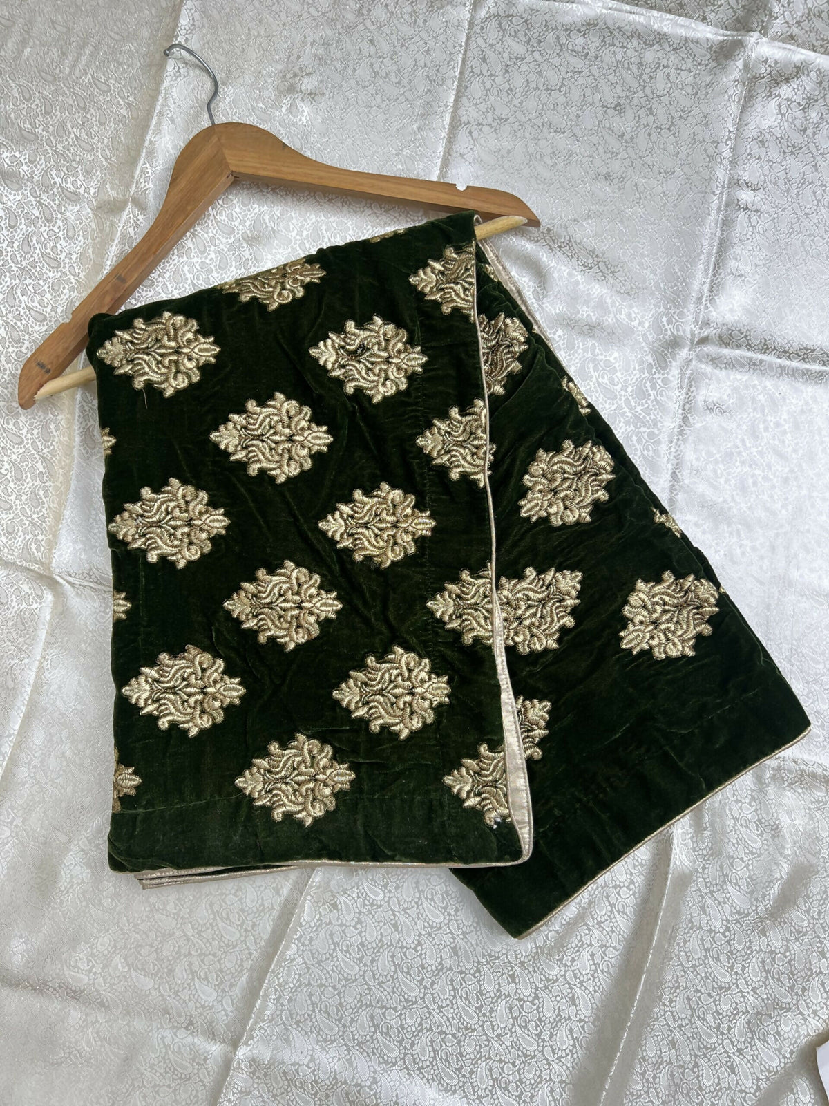 Velvet Shawl With Embroidery