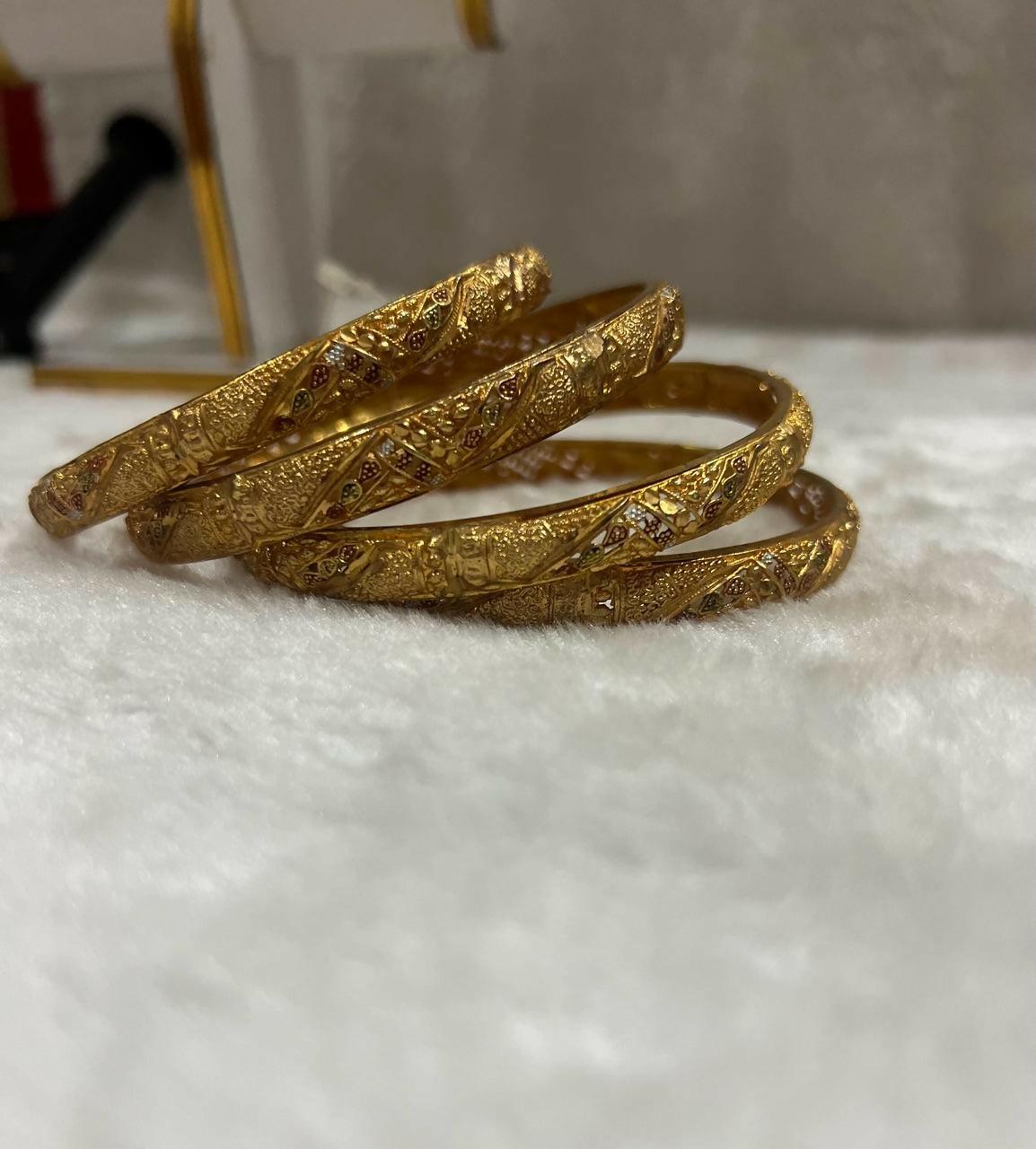 Elegant Fancy Golden Bangle 4 pcs - ValueBox