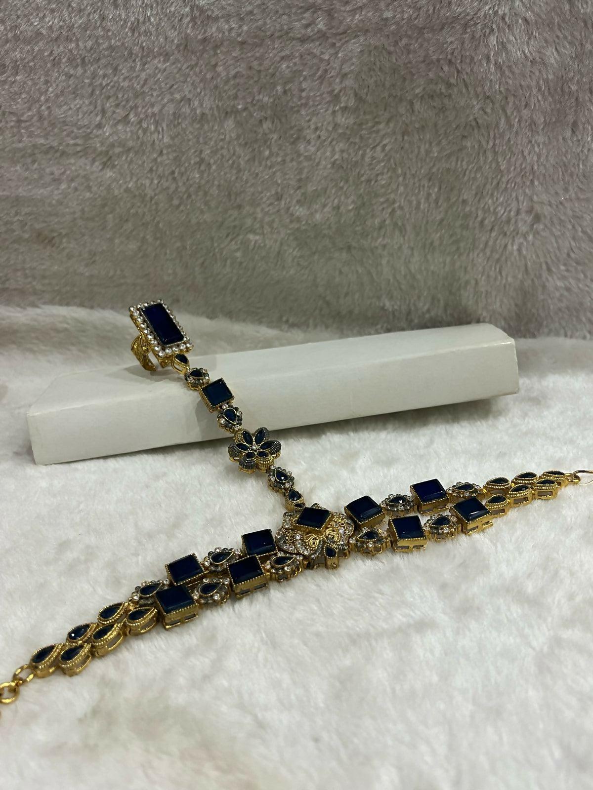 Blue stone bracelet - ValueBox