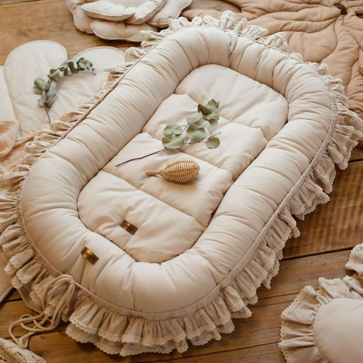 Luxury Double Frilly Baby Nest With Comforter