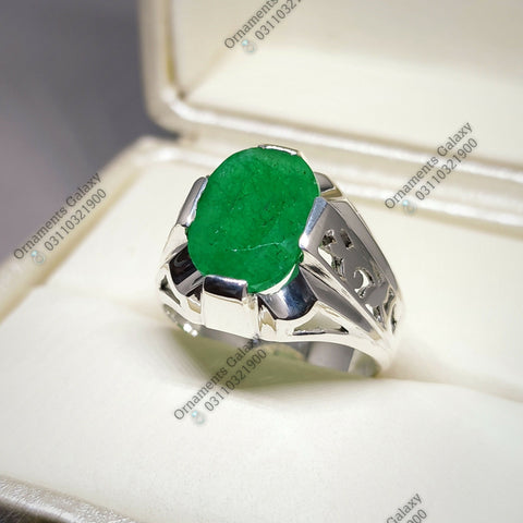 Natural 8 CT Rich Green Emerald Ring Handcrafted Sterling Silver Ring Exciting Gemstone Lightweight Ring Beryl Ring