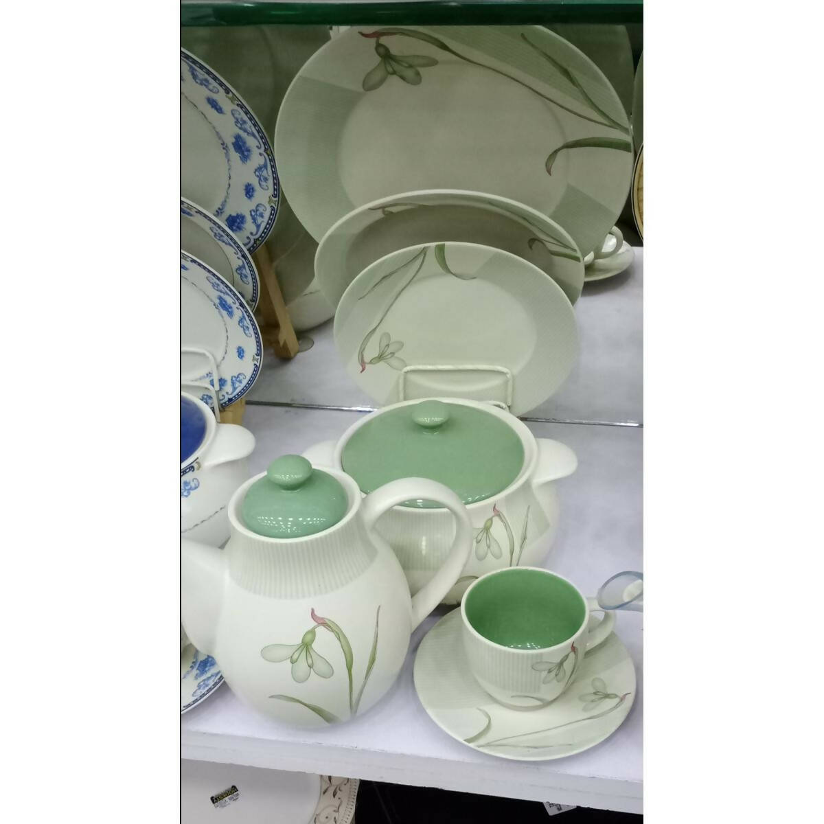 Imported Stone Dinner Set For Dining