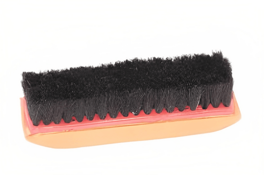 shoes brush red