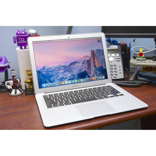 Early 2015Apple MacBook Air with 1.6GHz Intel Core i5 (11.6 inch, 128 GB SSD, 4 GB RAM) - ValueBox