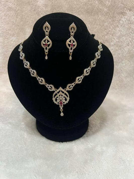 Fancy Necklace Set - ValueBox