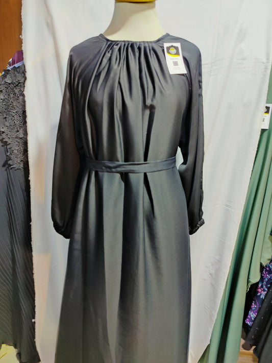 Black simple abaya with belt - ValueBox