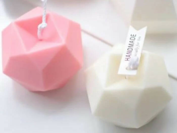 Pack of 2 DIY Geometric Rubik Cube Shape Trendy And Scented Long Lasting Candles