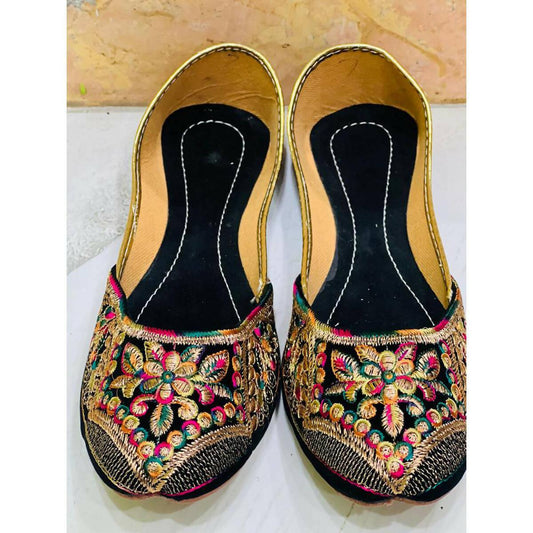 Fancy Khussa for Women - Embroided Multani Khussa - ValueBox