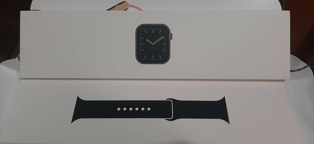 Apple Logo Enabled Smart Watch Series 7 W26+ Full Screen Metal Body