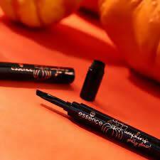 Ess Pumpkins Pretty Please 2 in 1 Creamy Eyeliner + Brush - ValueBox