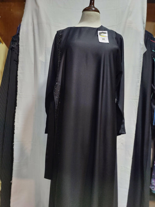 A Gorgeous Classic Black Abaya