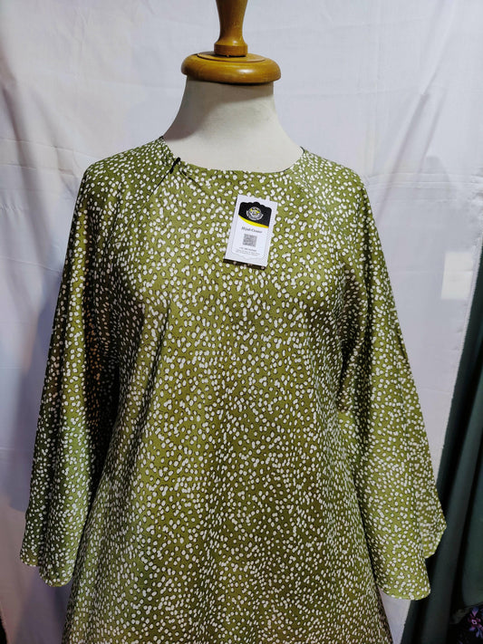 Green embroided printed abaya