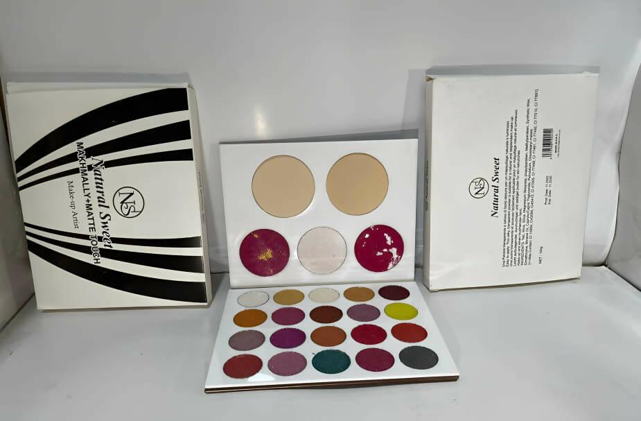 Natural Sweet Makhmally+Matte Touch Eye Shades - ValueBox